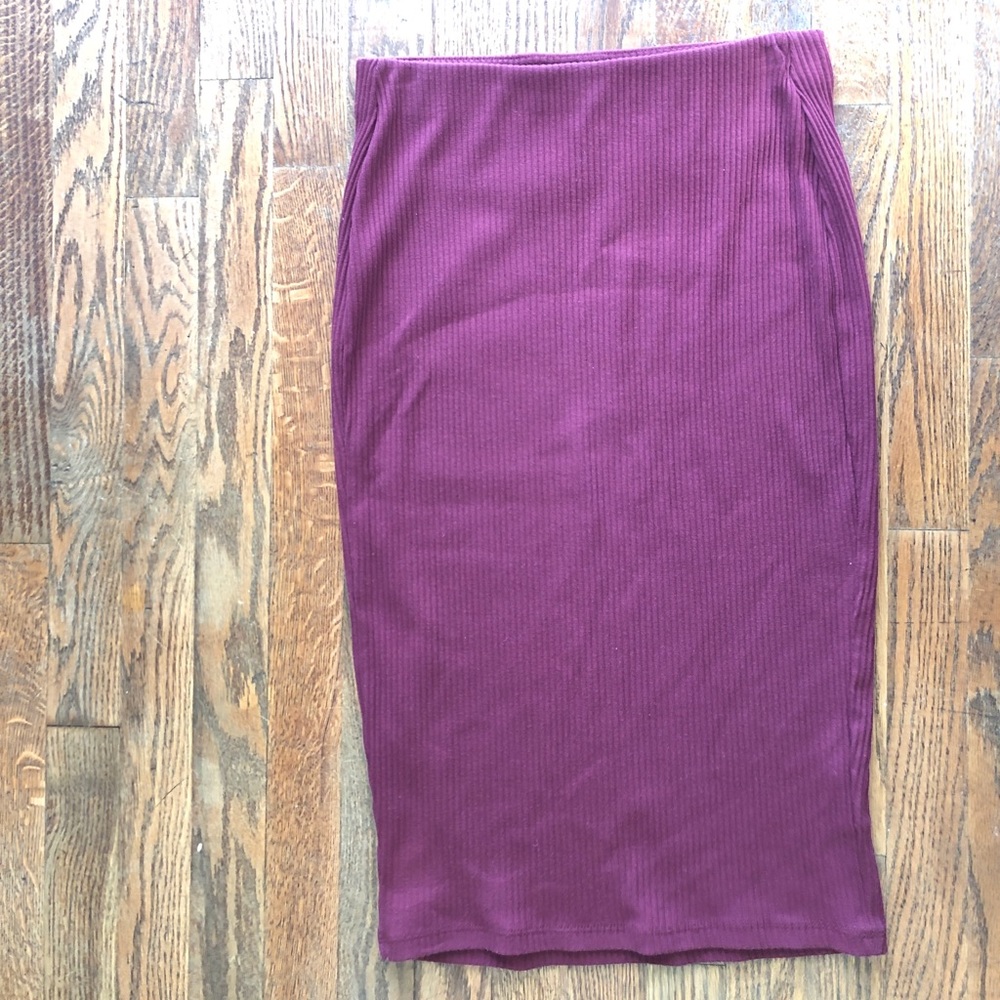 High-waisted Midi Knit Skirt